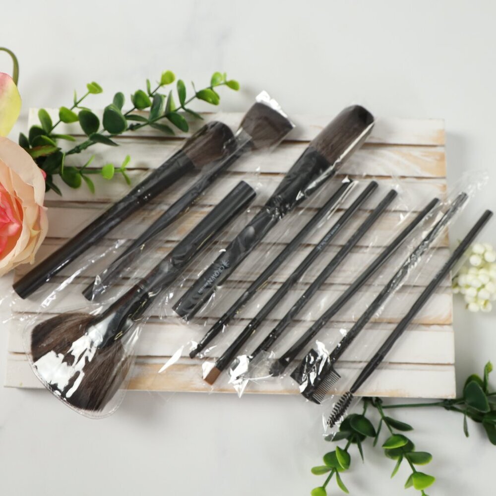 10-Piece Makeup Brush Set - Crown Pro - NEW